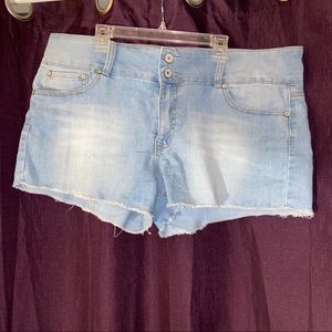 Light  wash denim shorts